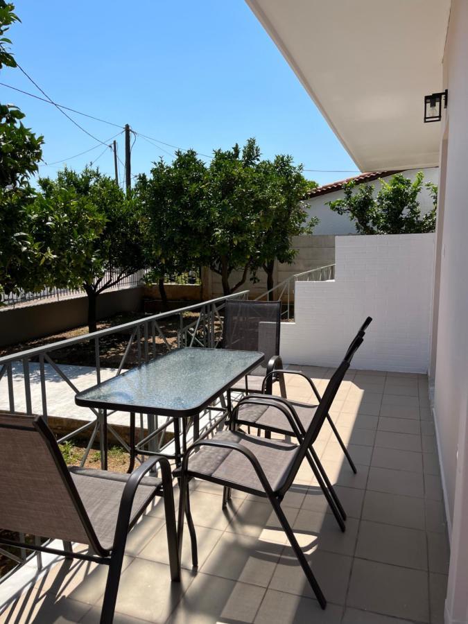 Koulouras Holiday Apartments Nikolaiika Экстерьер фото